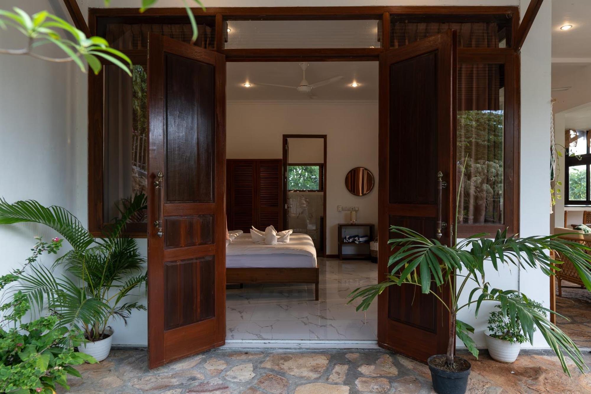 The Secret Karimunjawa Villa Buitenkant foto